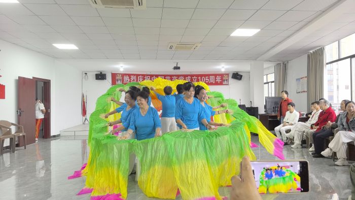 4fd155a234f15a45f3444b76374ed17b.jpg